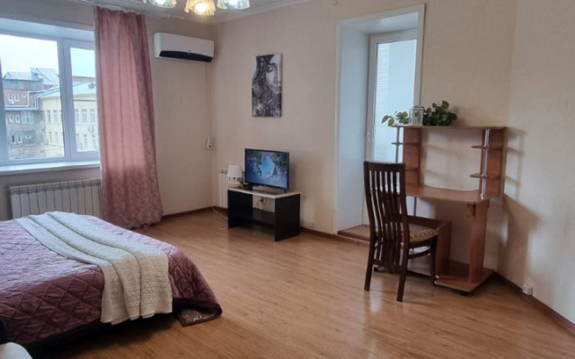 Апартаменты 140 Уютный Дом