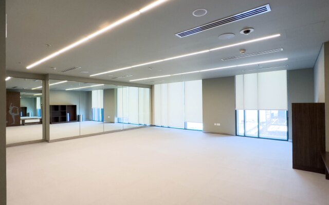 GLOBALSTAY. Creek Edge Tower Elegant Apartment Hotel