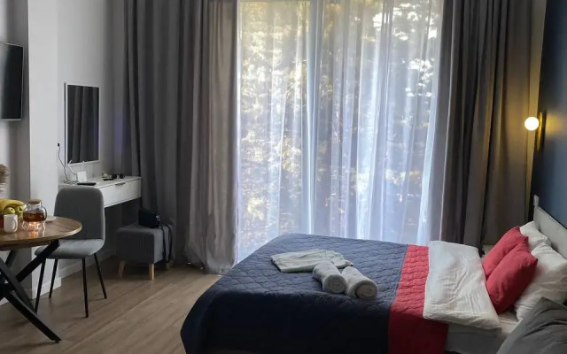 5 Min ot Morya Apartments