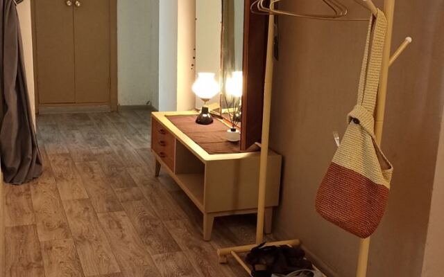 Lemongrass Flat
