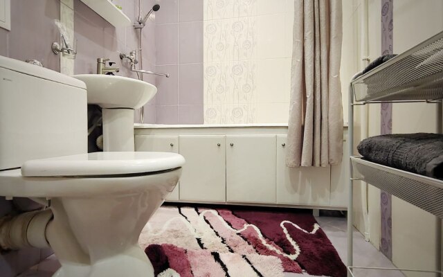 Uyutnaya Guru vozle Dendrariya Flat