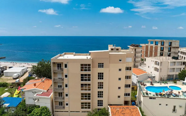 Saray Apartments