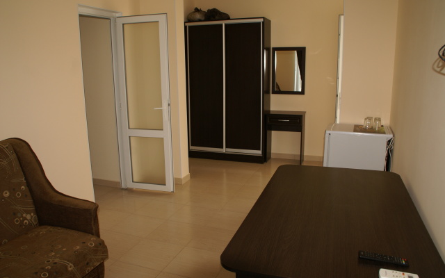 Belye Parusa Guest House