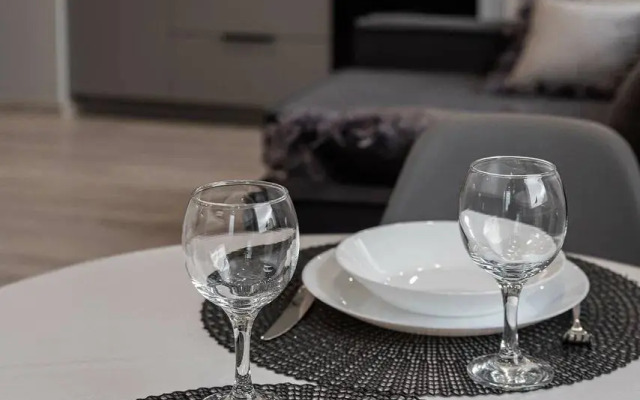 Апартаменты Дизайнерская Студия Паула с видом на парк Челюскинцев