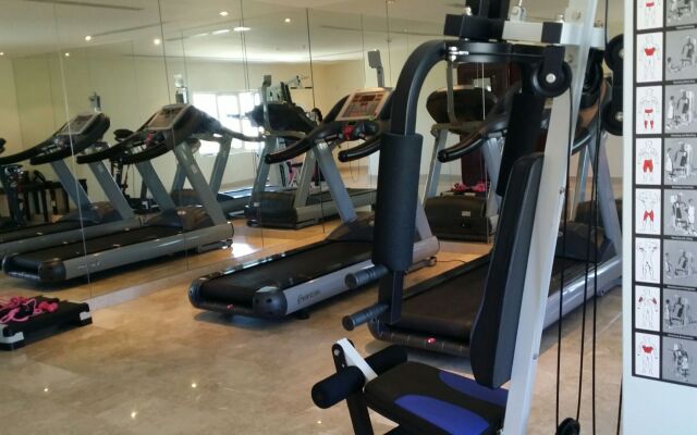 Warwick Al Jubail Hotel