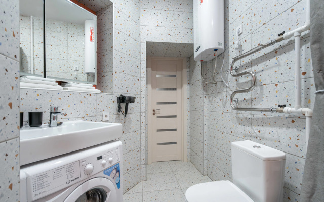 Prostornaya Studiya V Centre Peterburga Flat