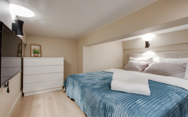 Апартаменты 2ая Рощинская 10 (150)