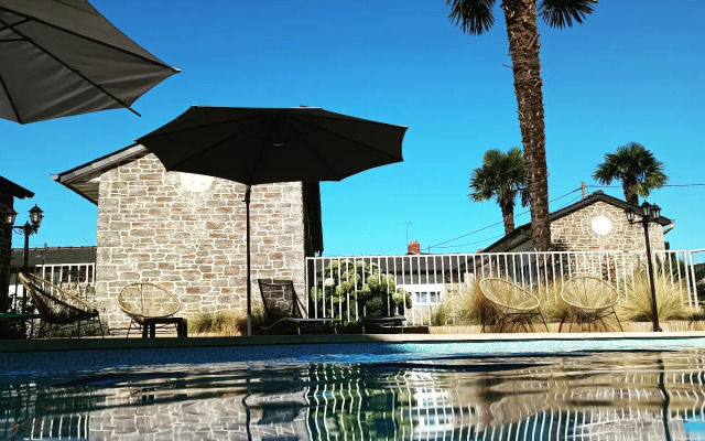 Отель Les 13 Assiettes