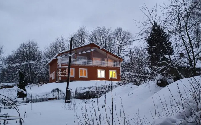 Na Lermontova 13 Poselok Sosnovo Private house