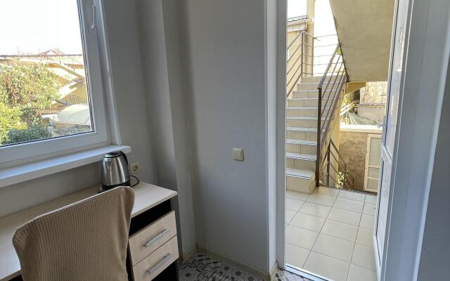 Neva Guest House