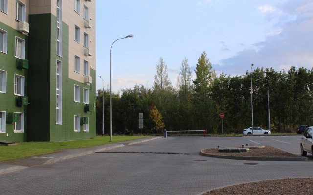 Ryadom s Lada-Arena i voennoj chastyu Apartments