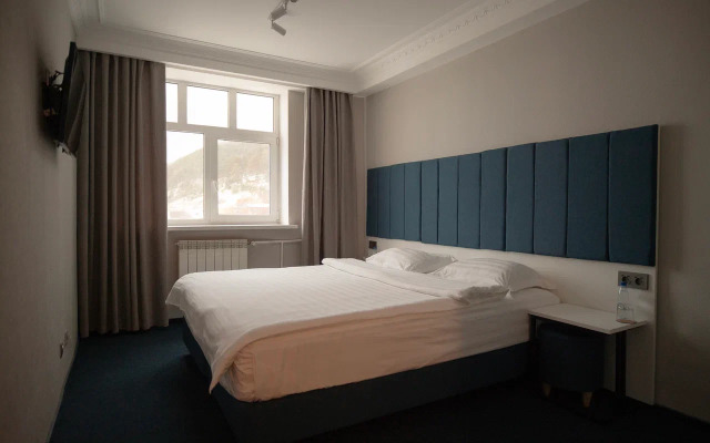 Mayak Hotel