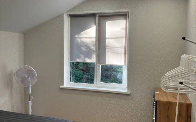 Частный дом Уютный на скале