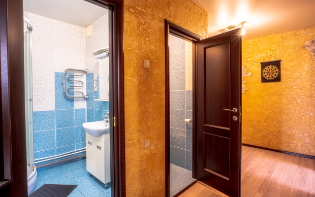 Квартира большая двухкомнатная в отличном районе