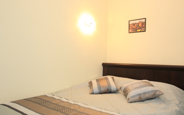 Отель Паддок