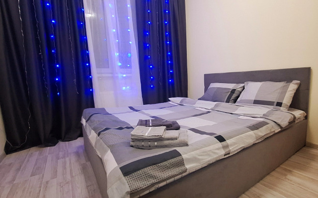 Квартира Комфортная двушка на Хрустальногорской