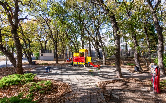 Malakhit Plus Guest House