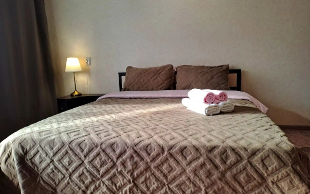 Квартира GoldApart на проспекте Победы 342а