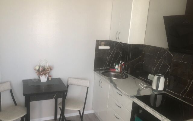 Oktyabryskiy Bulvar 26/10 Apartments
