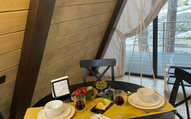 Adara Elbrus Chalet