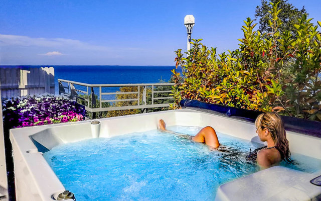 Отель Panorama Suites & Spa Adults Only