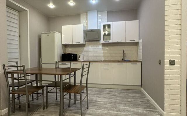 Na Shukhova 1a Flat