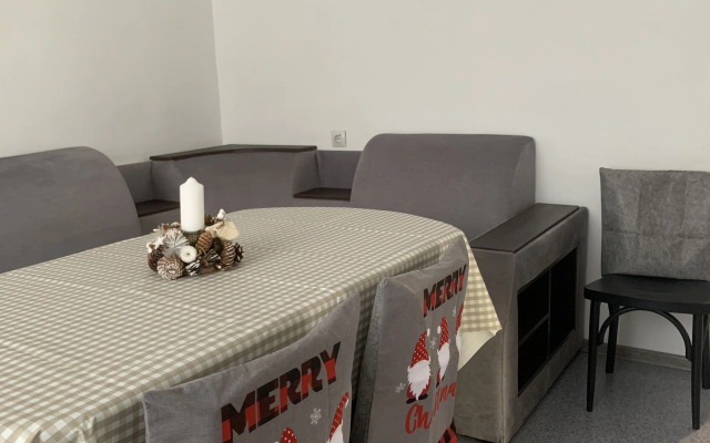 Na Raduzhnom Beregu Guest house