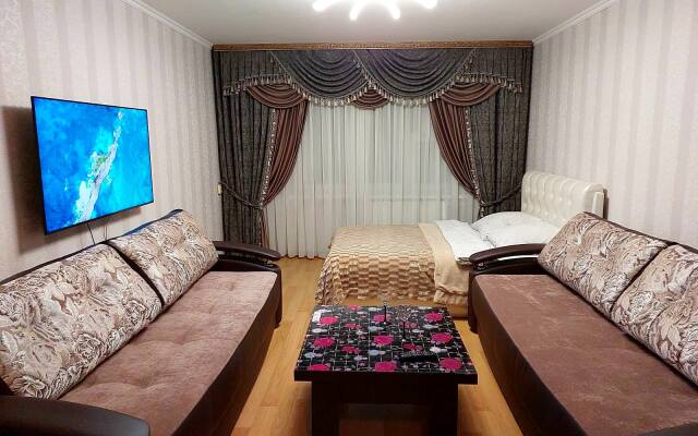 Apartments Prostornaya Kvartira V Tsentre Goroda