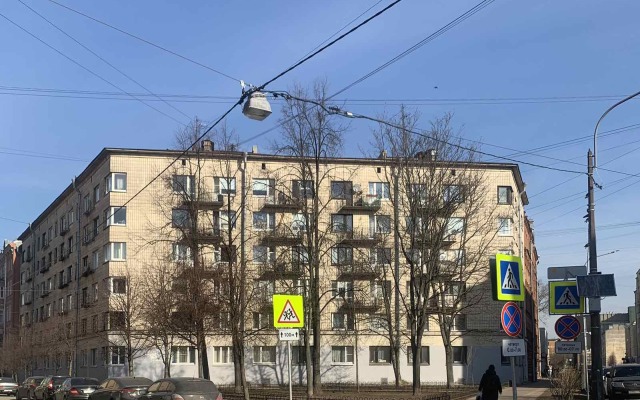 Двухкомнатная квартира Комфорт на Петроградке