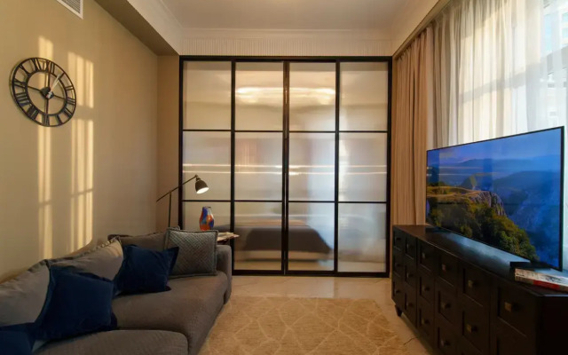 Dizaynerskie Matisse Apart s vydelennoy zonoy spalni Apartments