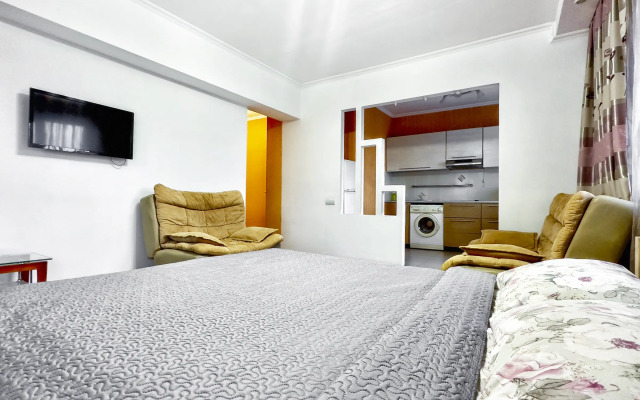 05 Samiy Tsentr. Vid na Gorod i Gory. Idealno dlya Komandirovannykh i Turistov Apartments