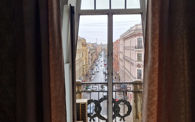 Nevskiy 72 Apartments