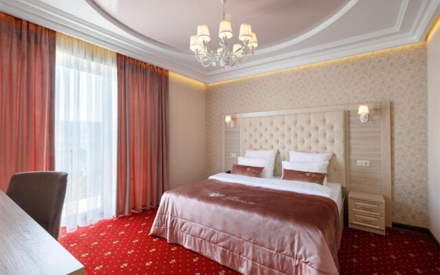 Villa Maralis Hotel