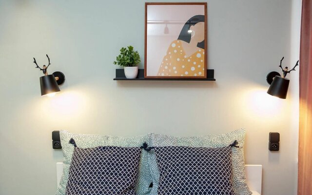 Квартира Космическая 12/1-2