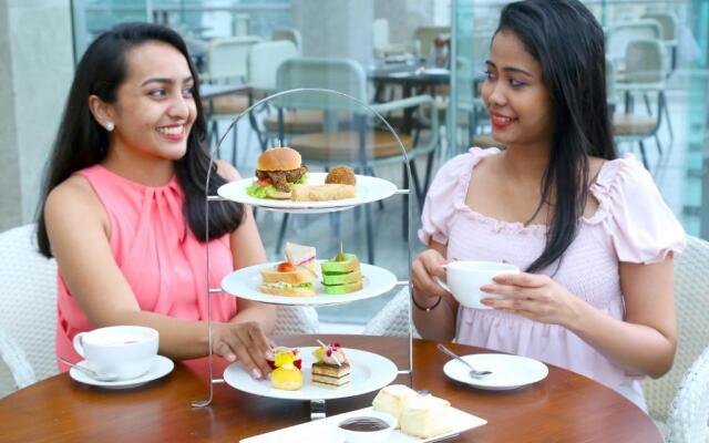 Courtyard by Marriott Colombo Hotel