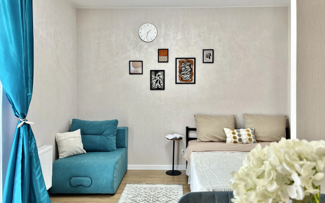 Biryuzovaya Studiya V Serdtse Goroda Permi Flat