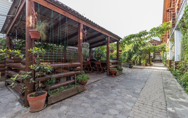 Yugomore Hotel