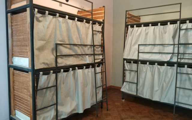 Bed Rooms Hostel