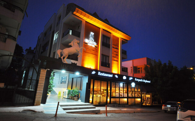 Mic Royal Hotel