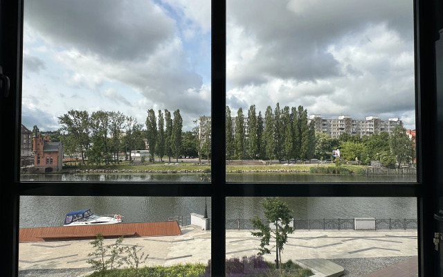 Rum Kant Troesutok Flat