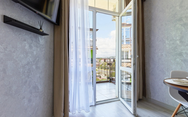 Red Apartments Art Layt Siti Grey Apartments