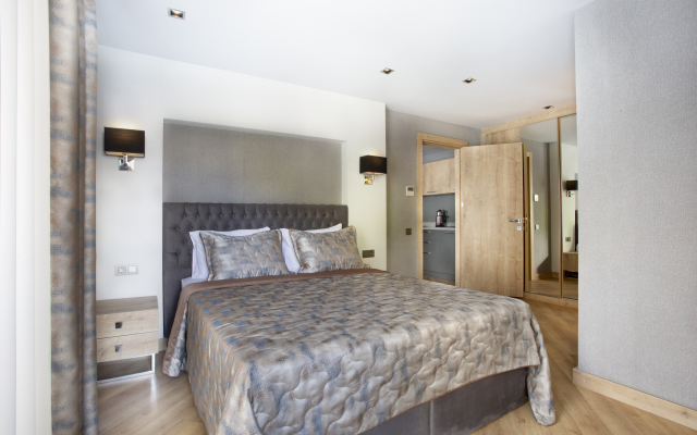 La Boutique Hotel & Suites (Adult Only 16+)