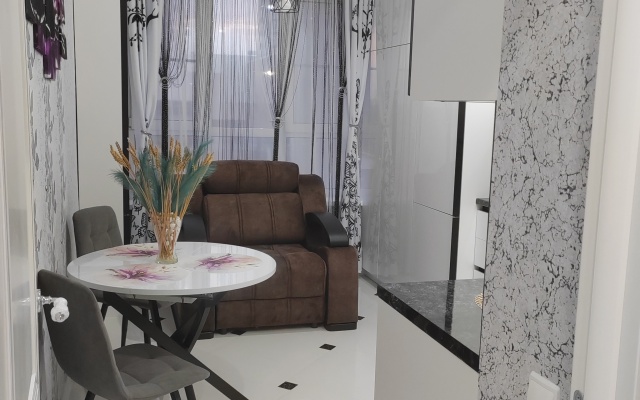 Zhk Levoberezhnaya Flat