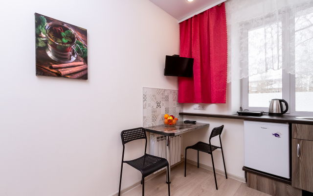 U Metro Ploschad Karla Marksa Apartments