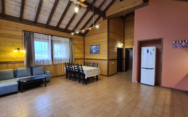 Гостевой Дом На 6 Человек А1