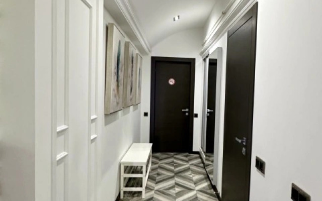 LITEINY  Royal Apartments