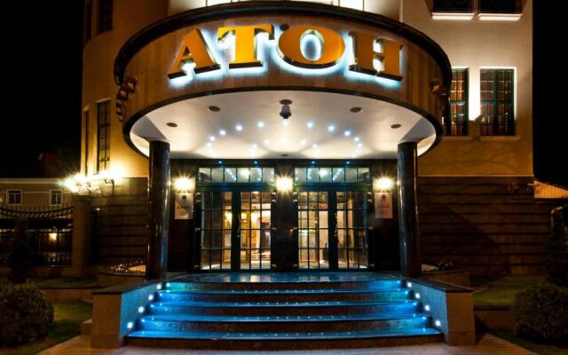 Hotel Aton