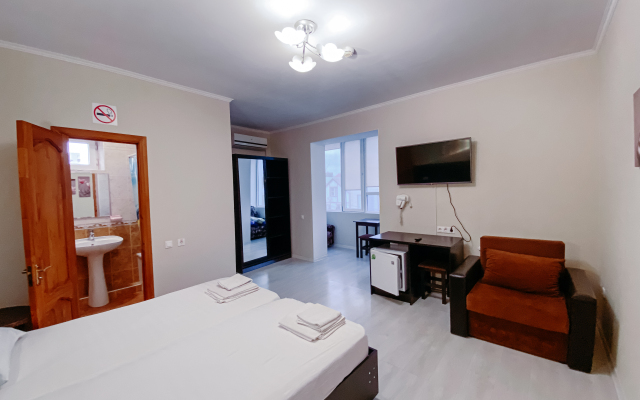 Karavella Hotel