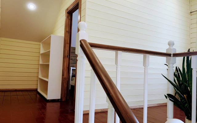 Частный дом Брусничный Коттедж с сауной