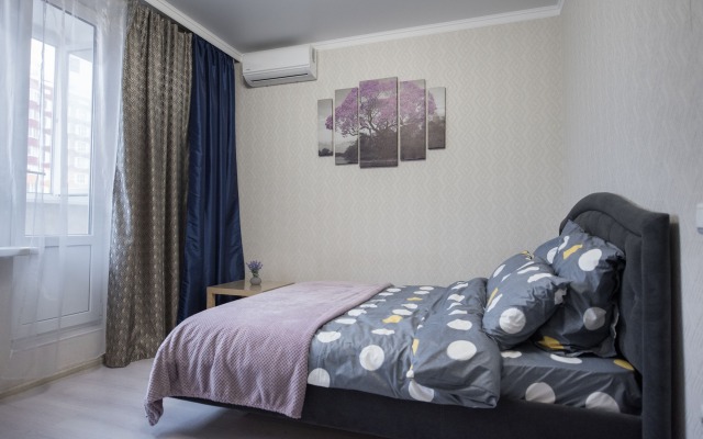 Апартаменты Smile Apartments Уютная Студия с Балконом